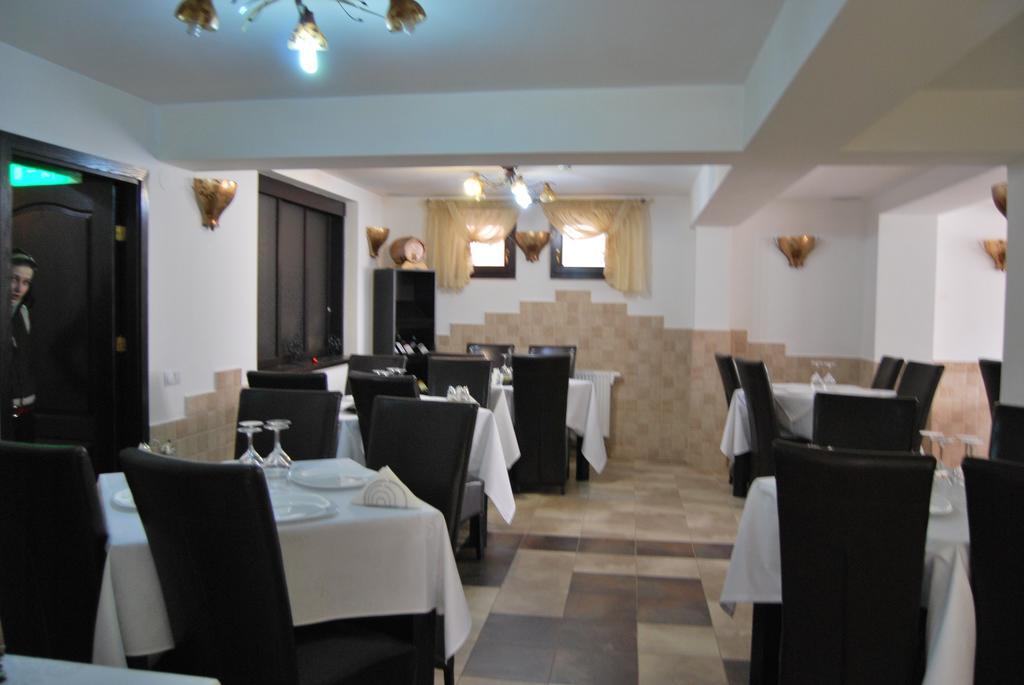 Maison d'hôtes Pensiunea Gold 3*